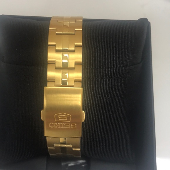 Seiko 5 automatic gold tone mens watch SNKL83 - Picture 2 of 2